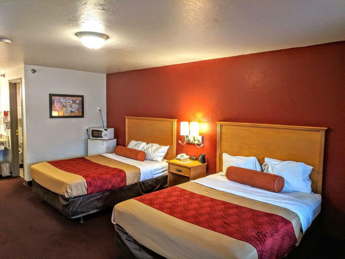 Americas Best Value Inn & Suites Provo Exterior foto